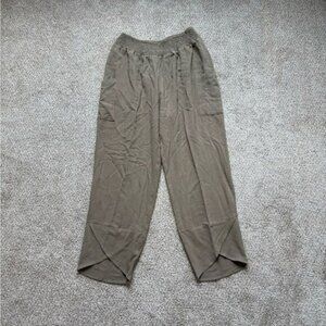 Linen Style Green Pants